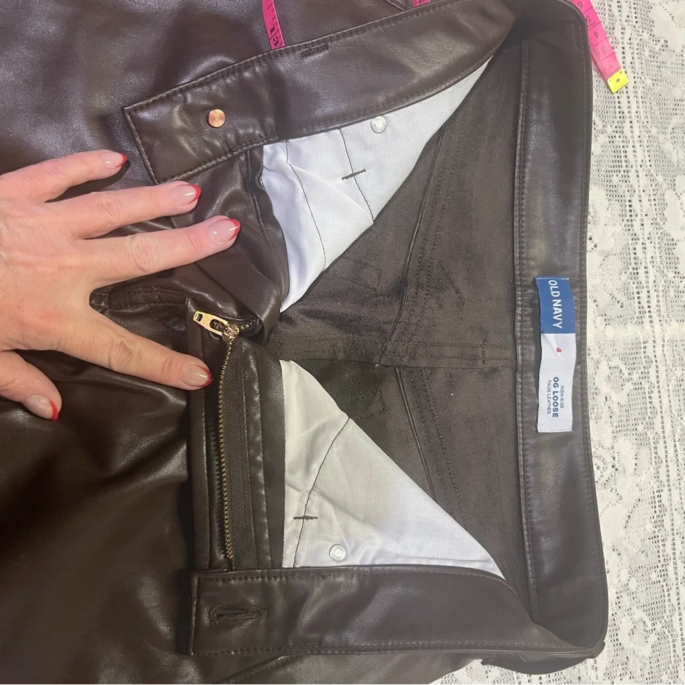 Old Navy Brown OG High Rise Vegan Leather Pants - Picture 9 of 10